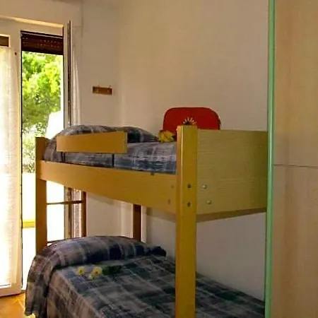 Spacious Up To 8 Guests Close To Thermae Bibione